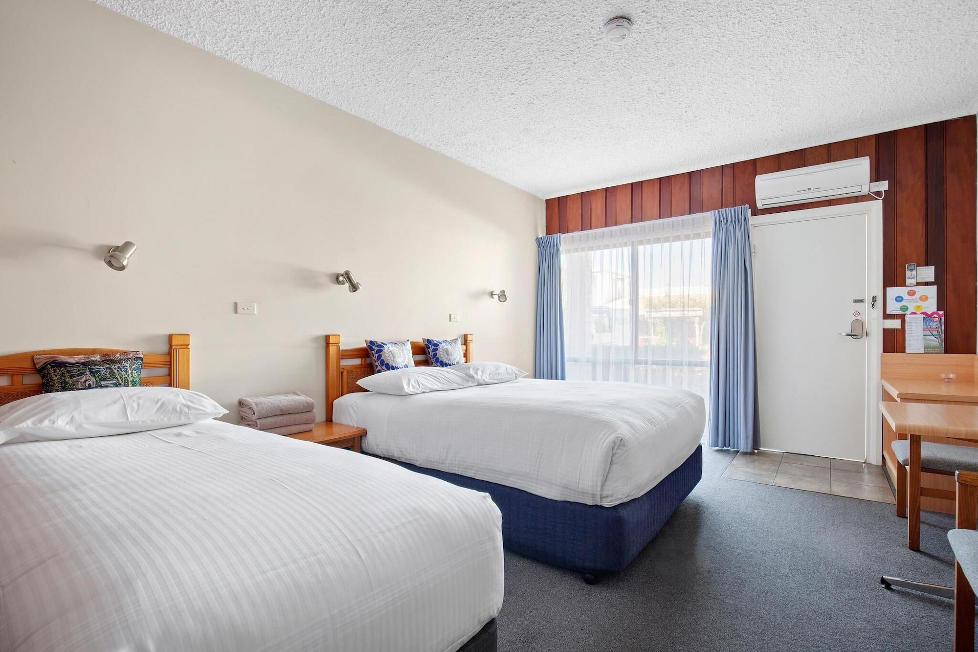 Banjo Paterson Motor Inn Lakes Entrance Eksteriør bilde