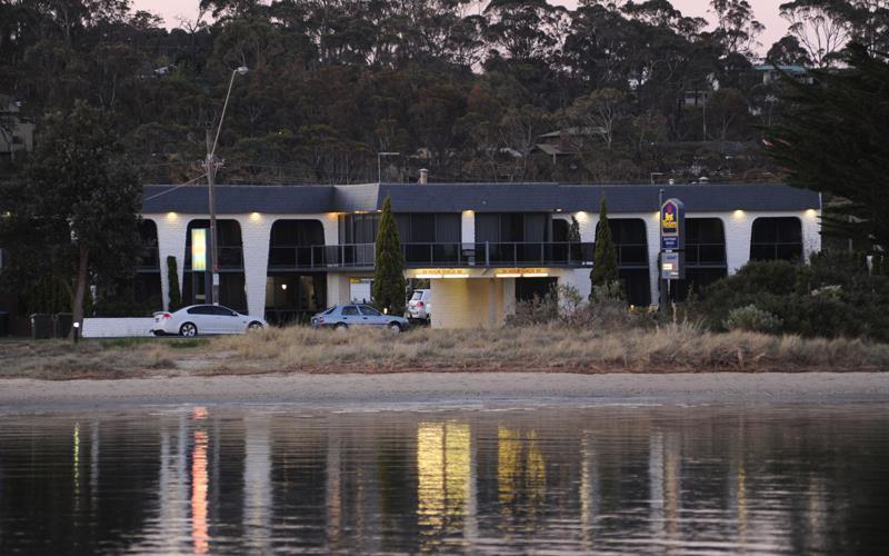 Banjo Paterson Motor Inn Lakes Entrance Eksteriør bilde