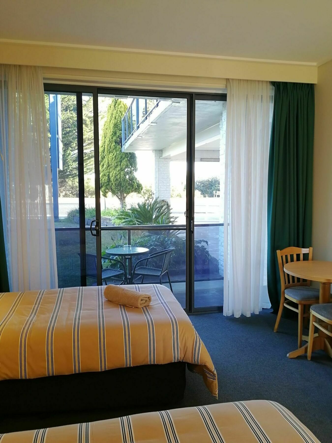 Banjo Paterson Motor Inn Lakes Entrance Eksteriør bilde
